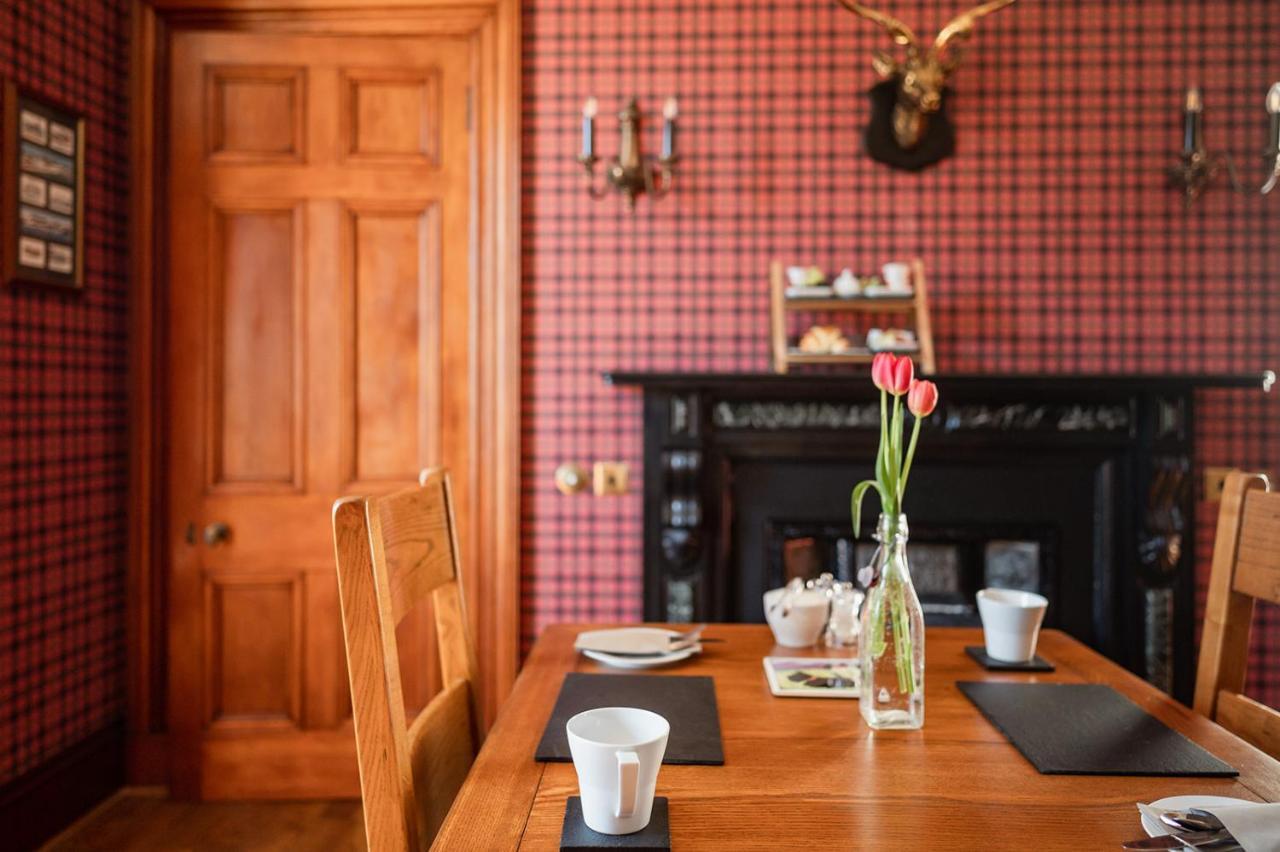 Strathallan Bed And Breakfast Grantown-on-Spey Buitenkant foto